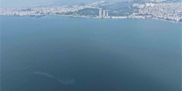 izmir-korfezinde-yine-dis-kaynakli-kirlilik-alarmi.jpg