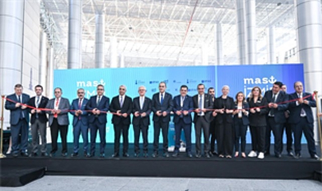 izmirde-denizcilik-ruzgari-mast-boat-show-kapilarini-acti.jpg