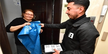 izmirin-atik-yonetiminde-qr-kodlu-mavi-poset-donemi.jpg