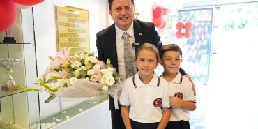 kadikoy-belediyesinden-3500-ogrenciye-kirtasiye-destegi.jpg