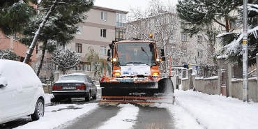 kadikoy-belediyesinden-kar-hazirligi.jpg