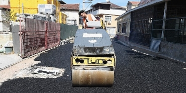 kaliteli-ulasim-icin-osmangazinin-yollarinda-calisma-var.jpg