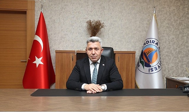 kandira-belediye-baskani-erol-olmez-1-mayis-emek-ve-dayanisma-gunu-mesajinda-emek-ve-alin-terinin-kutsiyetine-vurgu-yapti.jpg