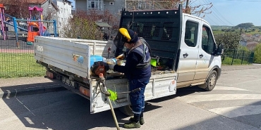 kandirada-ot-bicme-ve-ilaclama-seferberligi.jpg