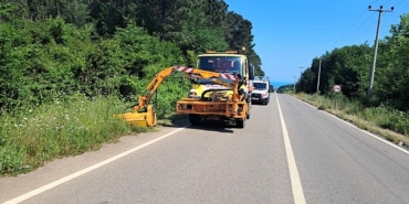 kandirada-yollar-yaz-sezonuna-hazirlaniyor.jpg