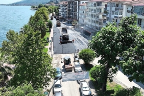 karamursel-plaj-yolu-caddesi-yenilendi.jpg