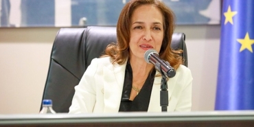 karsiyaka-belediyesinin-2025-butcesine-onay.jpg