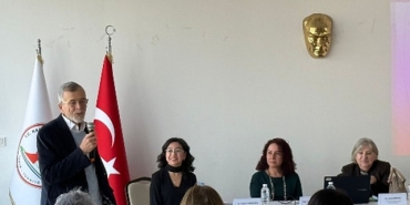 karsiyakada-kadin-ve-kent-vizyonu-masaya-yatirildi.jpg