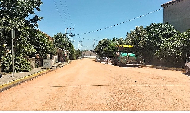 kartepe-uzunbeyde-reform-caddesi-yenileniyor.jpg