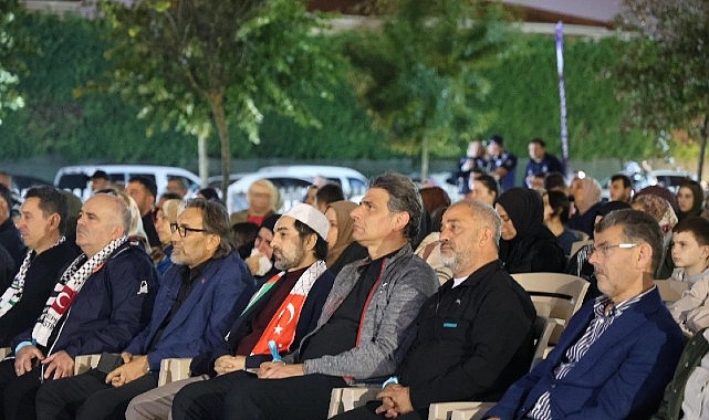 kartepede-sessiz-ciglik-belgeseli-gozyaslariyla-izlendi.jpg