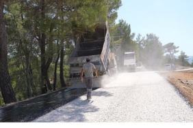 Kaş’ta 40 yıllık yol çilesi sona eriyor