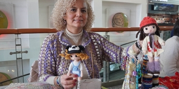 kecmek-kursiyerlerinden-yeni-yil-sergisi.jpg