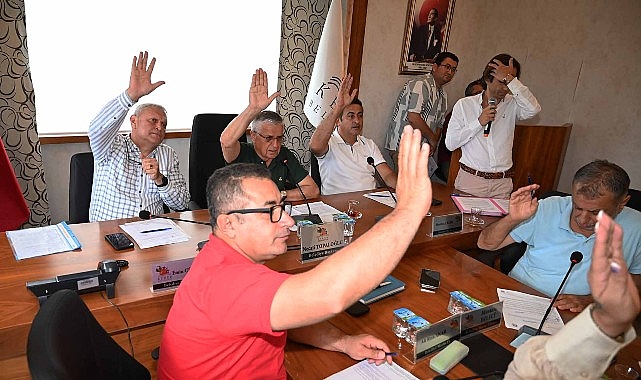 kemer-belediyesi-temmuz-ayi-meclisi-yapildi.jpg