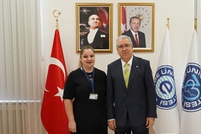 kemerde-cop-konteynerleri-dezenfekte-ediliyor.jpg