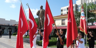 kemerde-ilkogretim-haftasi-coskuyla-kutlandi.jpg