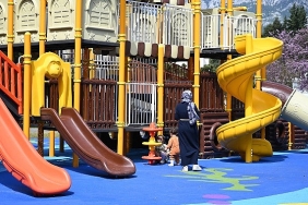 kemerde-parklar-yenileniyor.jpg