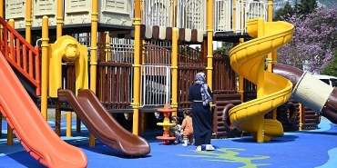 kemerde-parklar-yenileniyor.jpg