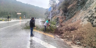 kemerde-toprak-kaymasi.jpg