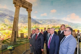 kktc-5-cumhurbaskani-ersin-tatar-osmangazi-belediyesinin-ev-sahipliginde-bursada.jpg