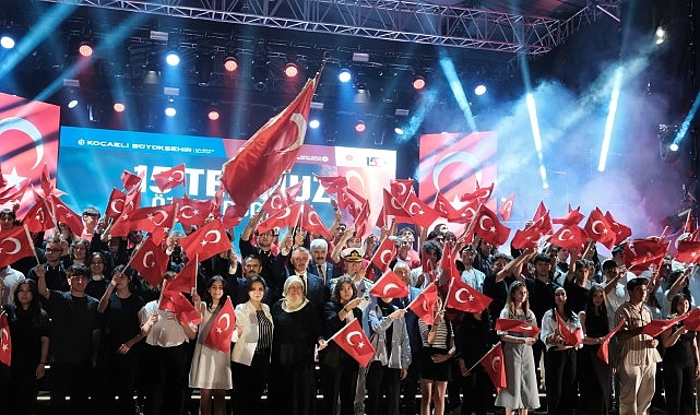 kocaeli-15-temmuz-ruhunu-diri-tutacak.jpg