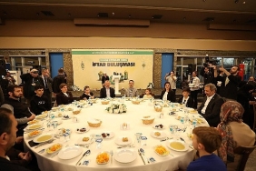 kocaeli-protokolu-yetimlerle-iftarda-bulustu.jpg