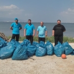 kocaelinin-kiyi-seritleri-10-ton-atiktan-arindirildi.jpg