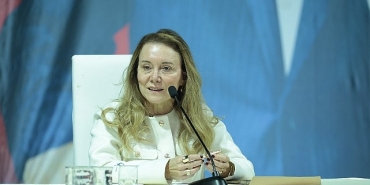 konak-belediye-meclisi-kasim-ayi-ilk-toplantisini-gerceklestirdi.jpg