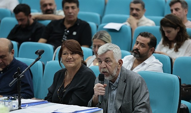 konak-meclisinde-iki-yeni-cop-kamyonu-mujdesi-geldi.jpg