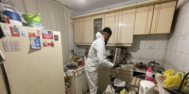 konakta-cop-eve-gecit-verilmedi-10-ton-atik-cikarildi.jpg
