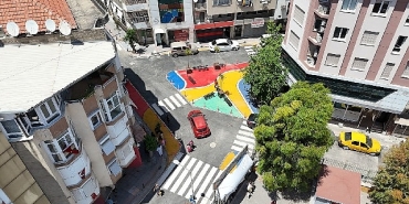 konakta-okul-yollarina-renkli-dokunus-yayiliyor.jpg