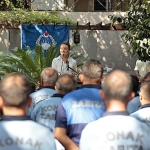 konakta-zabita-personeline-anlamli-kutlama.jpg