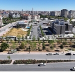 Konya Büyükşehir, Raylı Sistem Çalışmaları Esnasında Kaldırdığı Her Ağacı Yeniden Toprakla Buluşturuyor