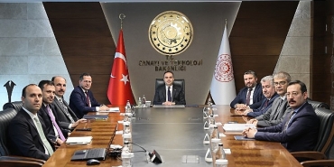 konya-heyeti-sanayi-ve-teknoloji-bakani-mehmet-fatih-kaciri-ziyaret-etti.jpg