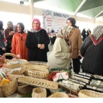 Konyalı Kadınlar, Anneler Günü Dolayısıyla KOMEK Pazarı’nda Buluştu