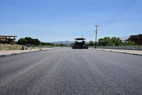 koprubasi-tarihinde-ilk-kez-sicak-asfaltla-bulusuyor.jpg