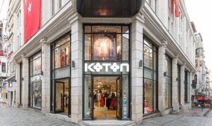 koton-halka-arz-oluyor-dCOmrMHH.jpg