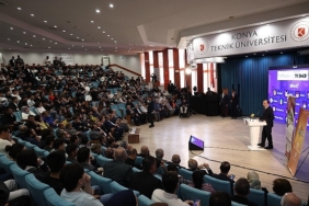 KTÜ Öğrencileriyle Buluşan Başkan Altay: “Üniversitelerimizin Eğitim Hayatına Her Türlü Katkıyı Sunmaya Gayret Ediyoruz”