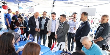 kucukcekmece-belediyesi-istihdam-fuarinin-ikincisini-duzenledi.jpg