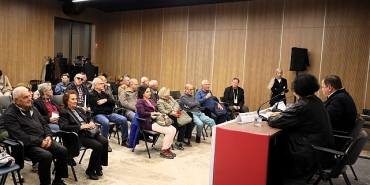 kupcu-ve-tigdan-eski-izmiti-anilari.jpg