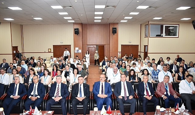 kuru-incirin-taraflari-calistayda-bulustu.jpg