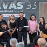 madimak-unutulmadi-35-can-karabaglar-da-anildi.jpg