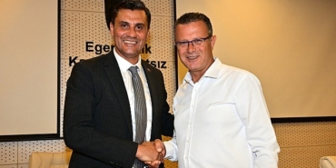 manisa-buyuksehir-belediyesi-mezbaha-ve-otogar-isyerleri-bedelsiz-tahsis-edildi.jpg