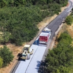 manisa-buyuksehirden-gordes-ilcesine-14-kilometrelik-asfalt-calismasi.jpg