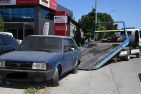 manisada-sokaklar-atil-ve-hurda-araclardan-temizleniyor.jpg