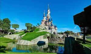 masallar-diyari-disneylandi-kesfetmek-icin-acele-et-NSXNCwWk.jpg