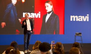 mavide-next-donemi-mavi-milyar-dolarlik-sirket-olma-yolunda-yeni-buyume-stratejisini-acikladi-jlQvb6ef.jpg