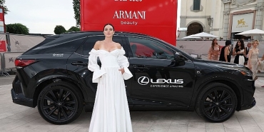 melis-sezen-lexus-ile-venedik-film-festivaline-katilacak.jpg