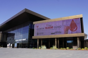 mevlana-talasemi-derneginden-baskan-pekyatirmaciya-ziyaret.jpg