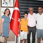 minik-goges-baskan-topaloglu-ile-tanismaya-geldi.jpg