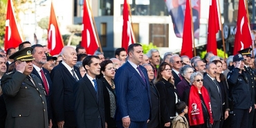 narlidere-atasini-ozlemle-andi.jpg